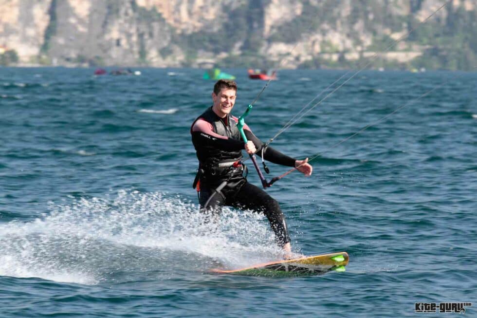 Kiten und Kitesurfen am Gardasee Gardasurf & KiteGuru